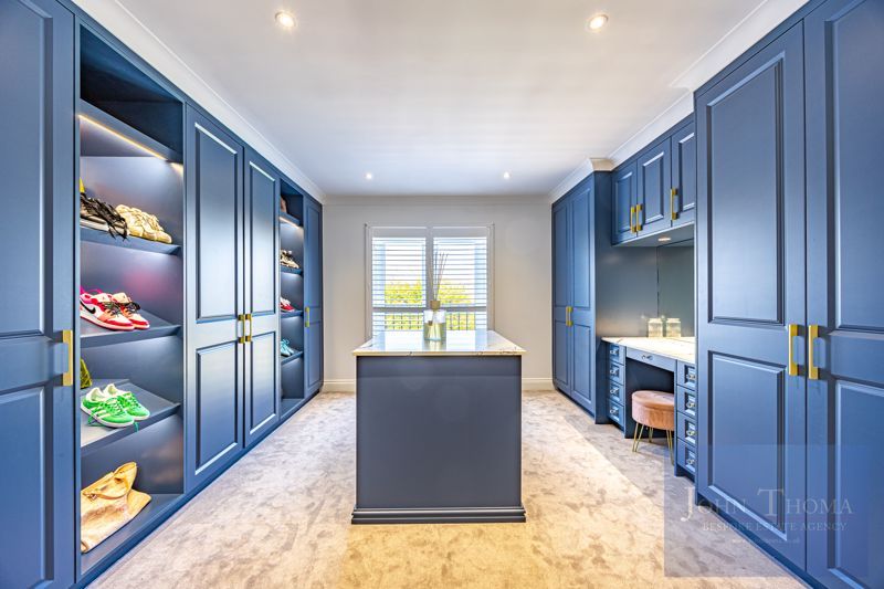 Additional image 28 of 5 bed detached house for saleTomswood Road, Chigwell IG7