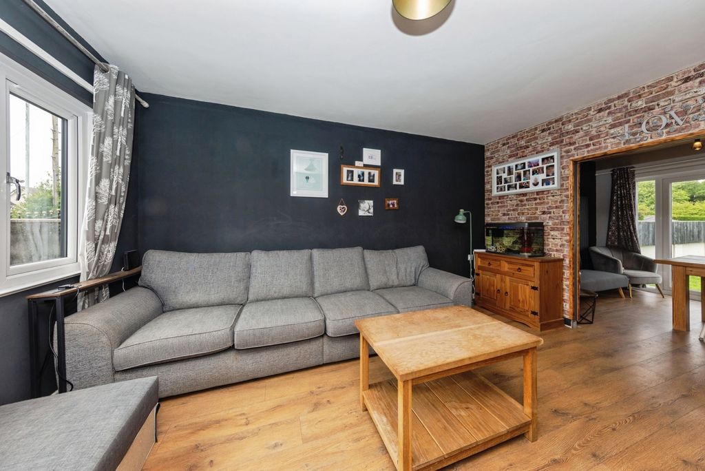 Additional image 8 of 3 bed detached house for saleAbergwili Road, Carmarthen, Carmarthenshire SA31