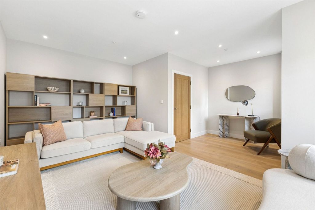 Additional image 3 of 4 bed terraced house for sale1A Fitzwilliam Road, Cambridge, Cambridgeshire CB2