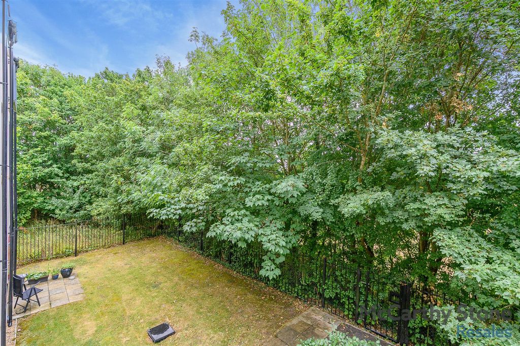 Additional image 42 of 1 bed flat for saleWatson Place, Trinity Road, Chipping Norton, Oxfordshire OX7