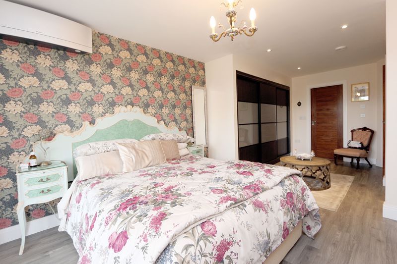 Additional image 15 of 3 bed flat for saleRegency Apartments, Manor Road, Chigwell IG7