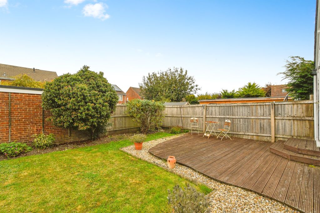 Additional image 2 of 2 bed flat for saleLondon Road, Marlborough SN8