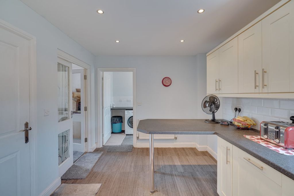 Additional image 10 of 4 bed detached house for saleYork Road, Chatteris PE16