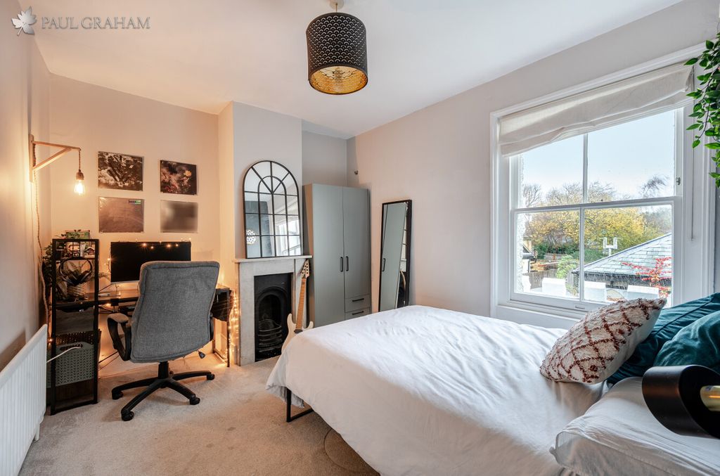 Additional image 3 of 2 bed flat for saleWestcroft Road, Carshalton SM5
