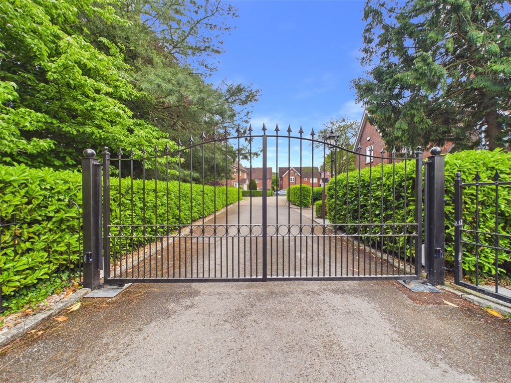Additional image 24 of 3 bed detached house for saleHernes Oak, Chinnor, Oxfordshire OX39