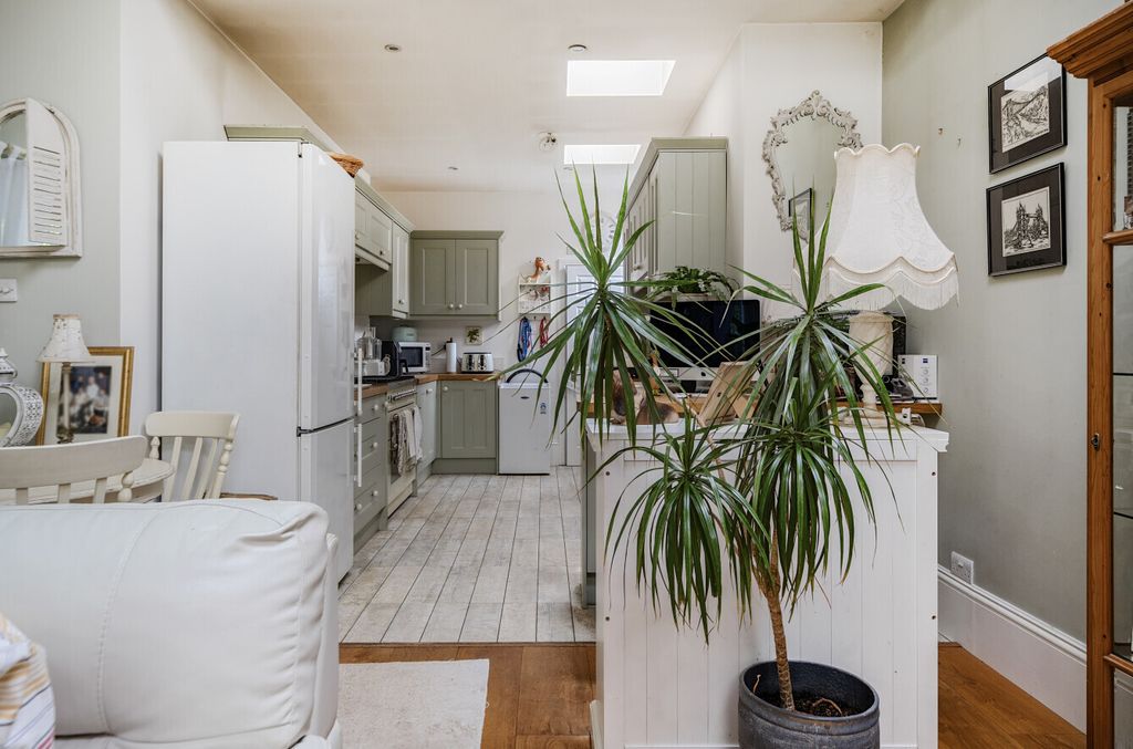 Additional image 24 of 4 bed detached house for saleGuildford Street, Chertsey, Surrey KT16