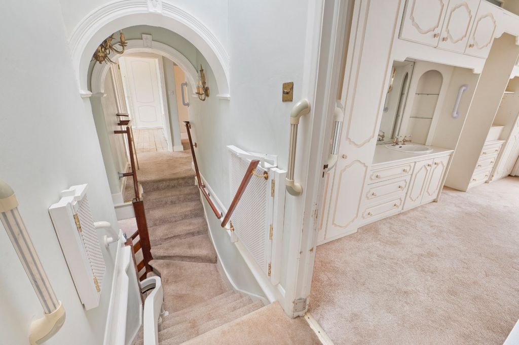 Additional image 36 of 6 bed semi-detached house for saleSalisbury Road, Carshalton SM5