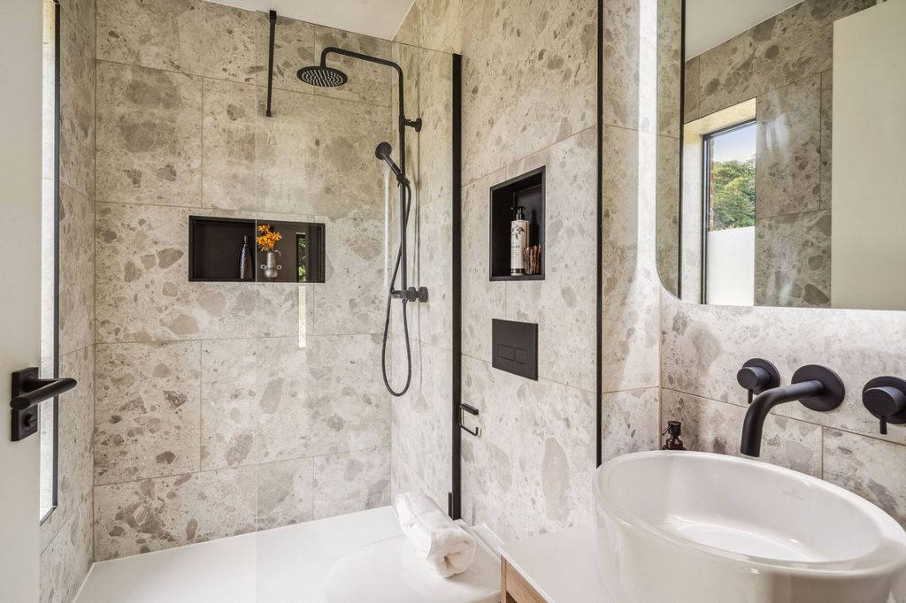 Additional image 19 of 5 bed detached house for saleGorelands Lane, Chalfont St. Giles, Buckinghamshire HP8