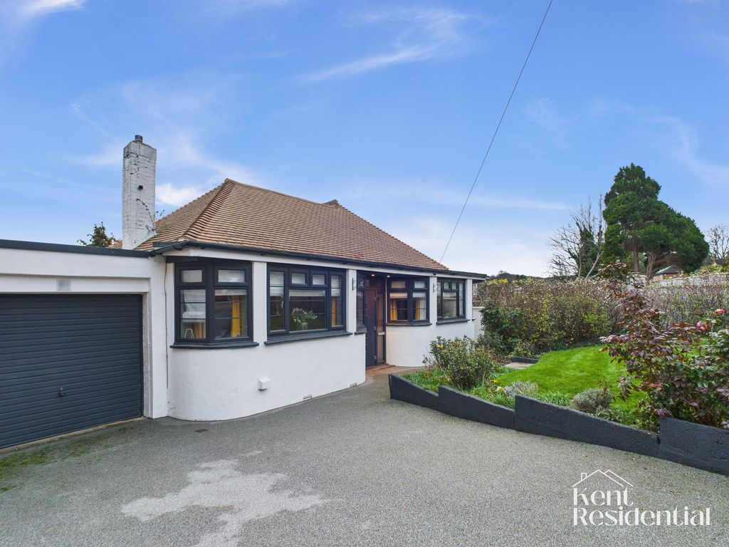 Additional image 6 of 4 bed detached bungalow for saleWatson Avenue, Chatham ME5