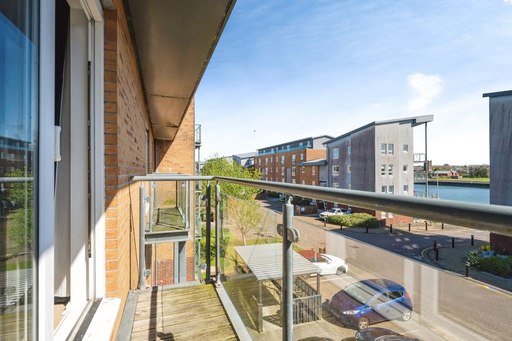Additional image 8 of 2 bed flat for salePentre Doc Y Gogledd, Llanelli SA15