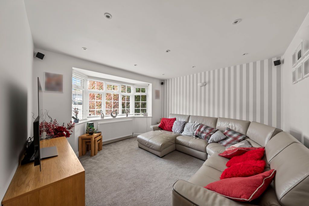 Additional image 3 of 4 bed semi-detached house for saleHarrow Road, Carshalton Beeches SM5
