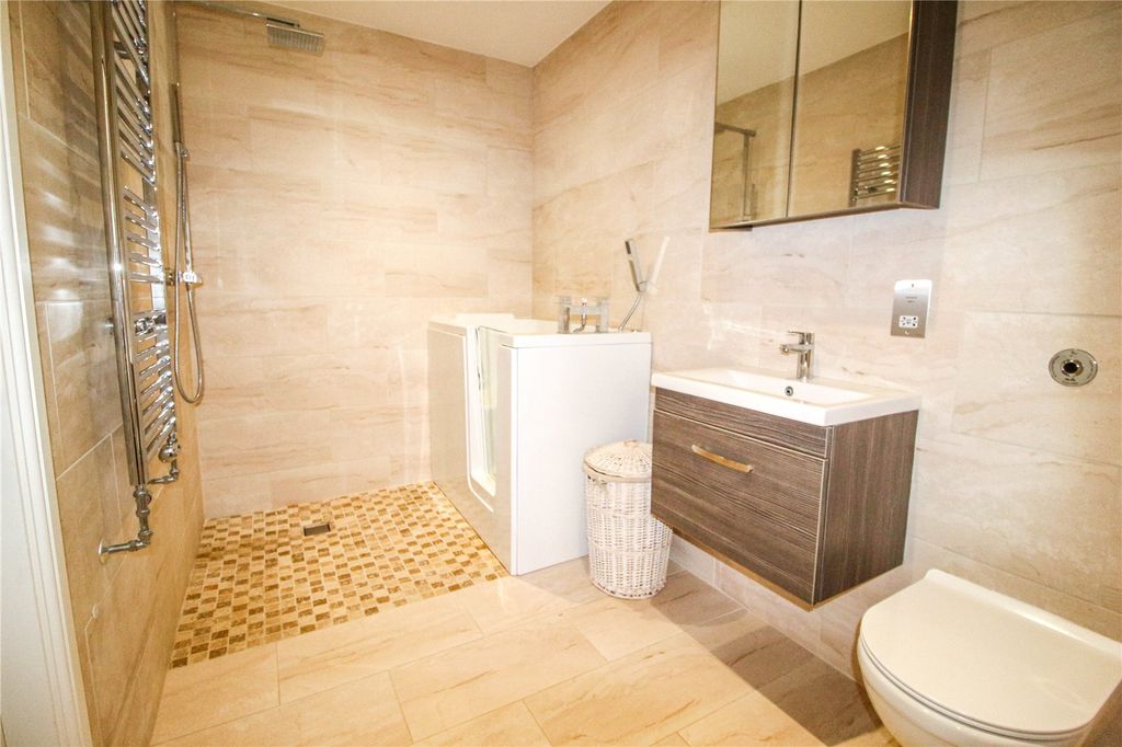Additional image 7 of 1 bed flat for saleStratton Court, Stratton, Cirencester, Gloucestershire GL7
