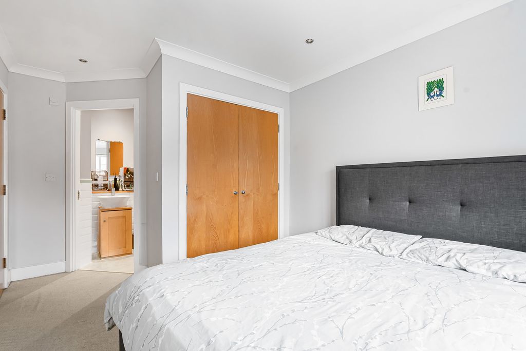 Additional image 4 of 2 bed flat for saleBridge Wharf, Chertsey, Surrey KT16