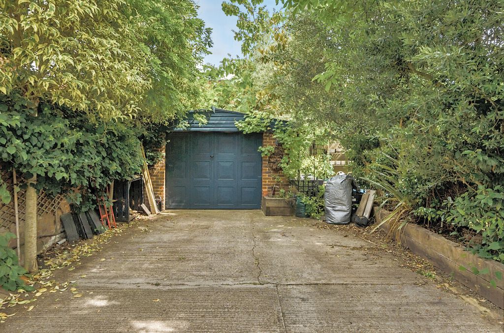 Additional image 44 of 4 bed detached house for saleGuildford Street, Chertsey, Surrey KT16