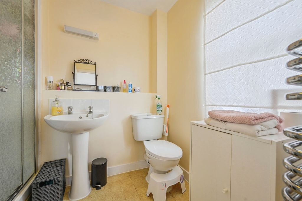 Additional image 11 of 3 bed flat for saleDeykin Road, Lichfield WS13
