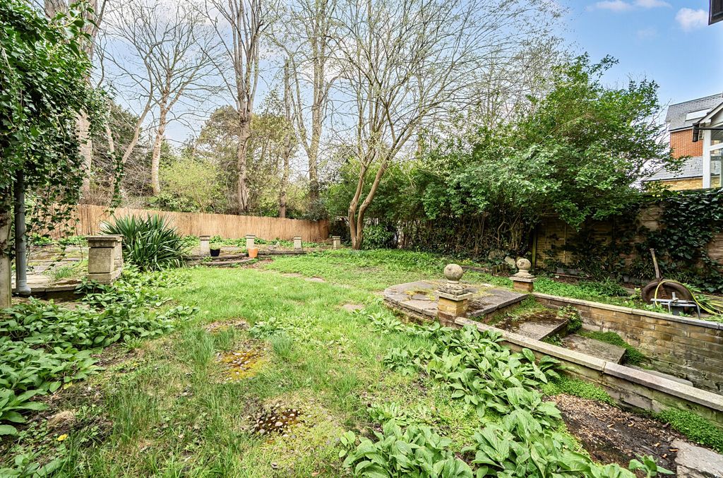 Additional image 6 of 1 bed flat for saleLower Camden, Chislehurst, Kent BR7