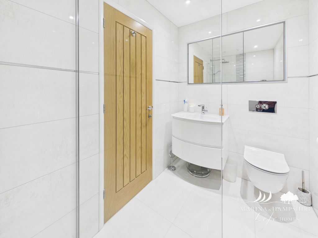 Additional image 26 of 4 bed detached house for saleDunstan Close, Chichester PO19
