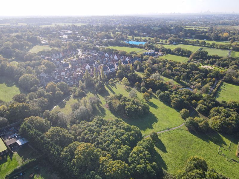 Additional image 2 of 5 bed detached house for saleHigh Road, Chigwell IG7