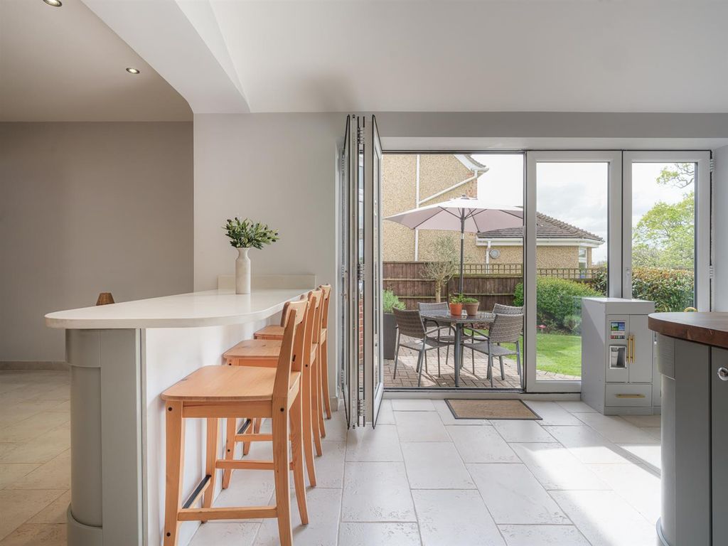 Additional image 6 of 5 bed detached house for saleYewstock Crescent West, Chippenham SN15