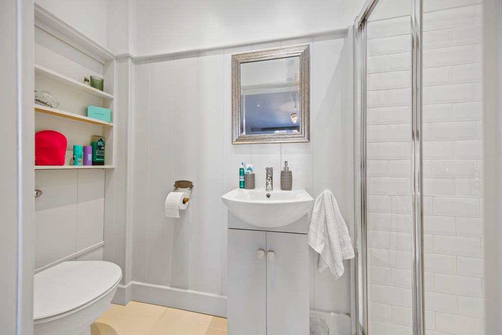 Additional image 18 of 6 bed detached house for saleChatsworth Road, Chesterfield S40