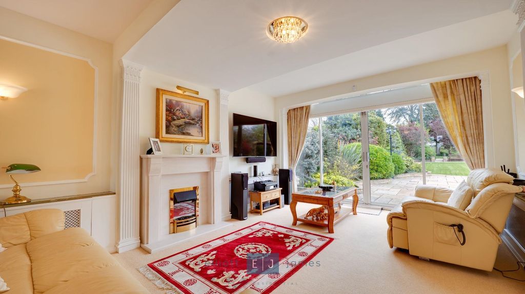Additional image 11 of 5 bed detached house for saleLee Grove, Chigwell IG7