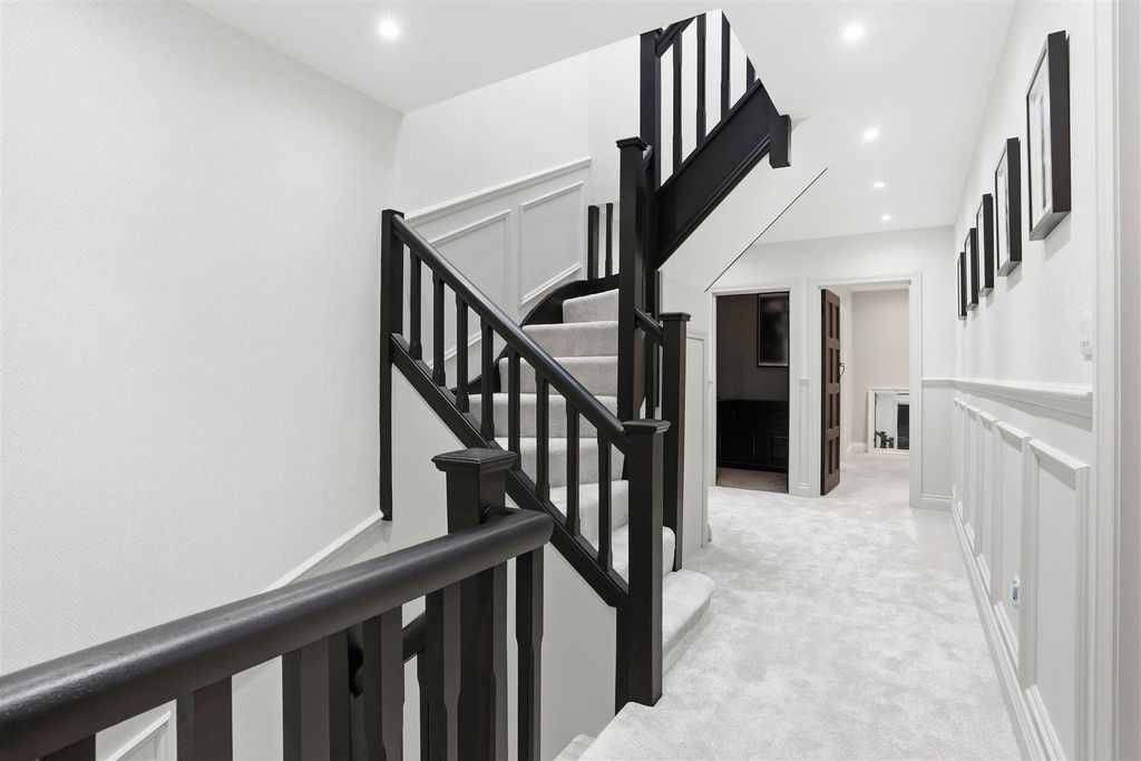 Additional image 43 of 7 bed detached house for saleWest Way, Carshalton SM5