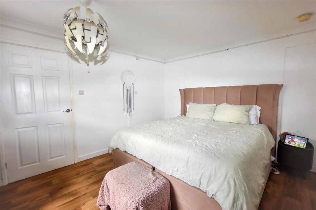 Additional image 11 of 5 bed detached bungalow for saleTehidy Road, Camborne TR14