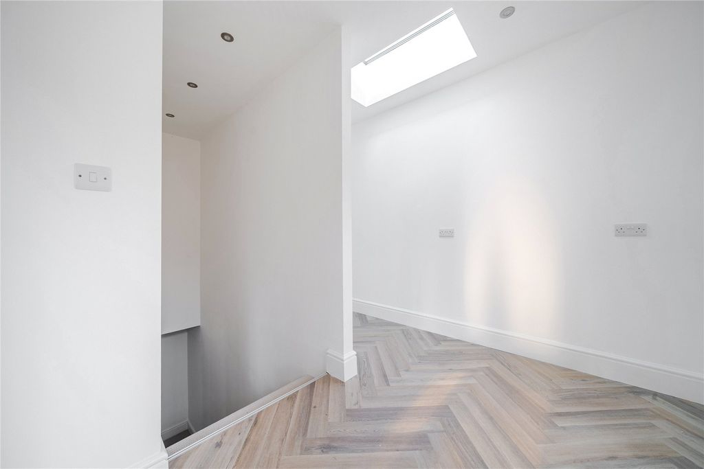 Additional image 8 of 5 bed detached house for saleCamberley, Surrey GU15