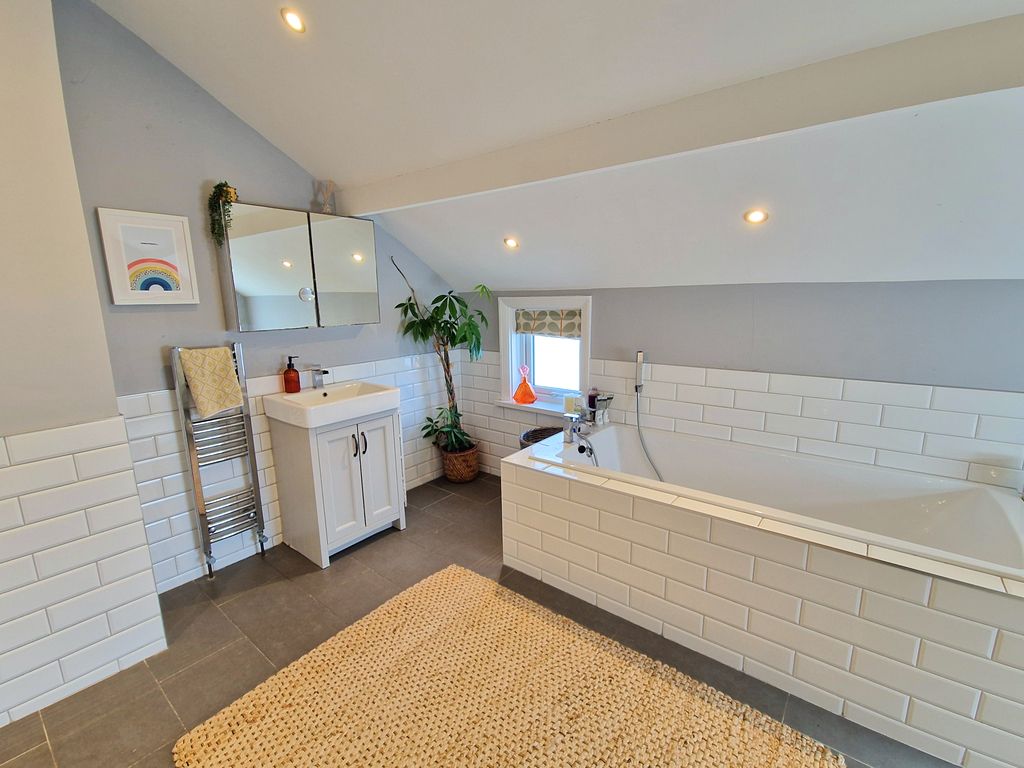 Additional image 25 of 6 bed semi-detached house for saleLougher Gardens, Porthcawl CF36
