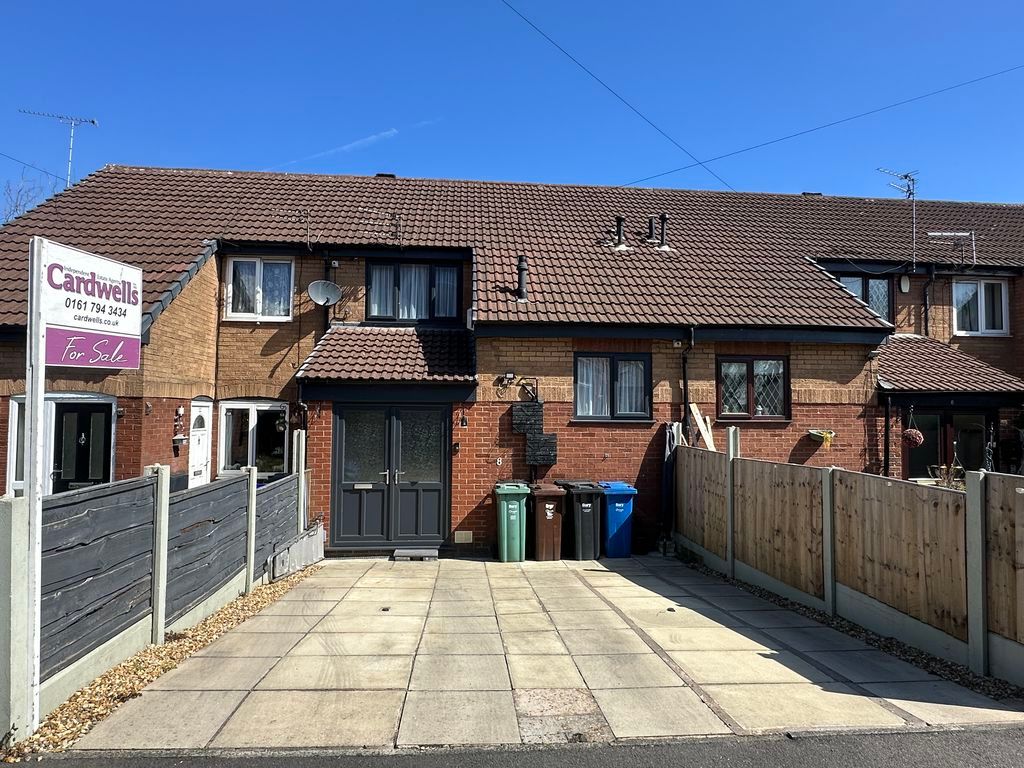 2 bed maisonette for saleBeech Street, Bury BL9