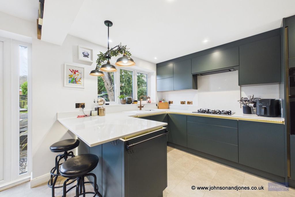 Additional image 9 of 4 bed detached house for saleLittle Green Lane, Chertsey KT16