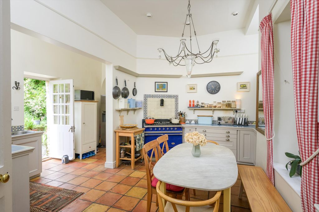 Additional image 7 of 5 bed town house for saleWest Wing, The Ivy, Chippenham, Wiltshire SN15