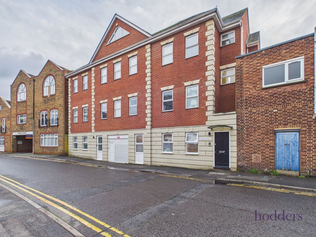 Additional image 15 of 2 bed flat for saleGogmore Lane, Chertsey, Surrey KT16