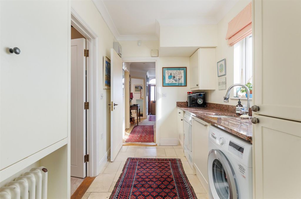 Additional image 6 of 4 bed property for saleCowes, Isle Of Wight PO31