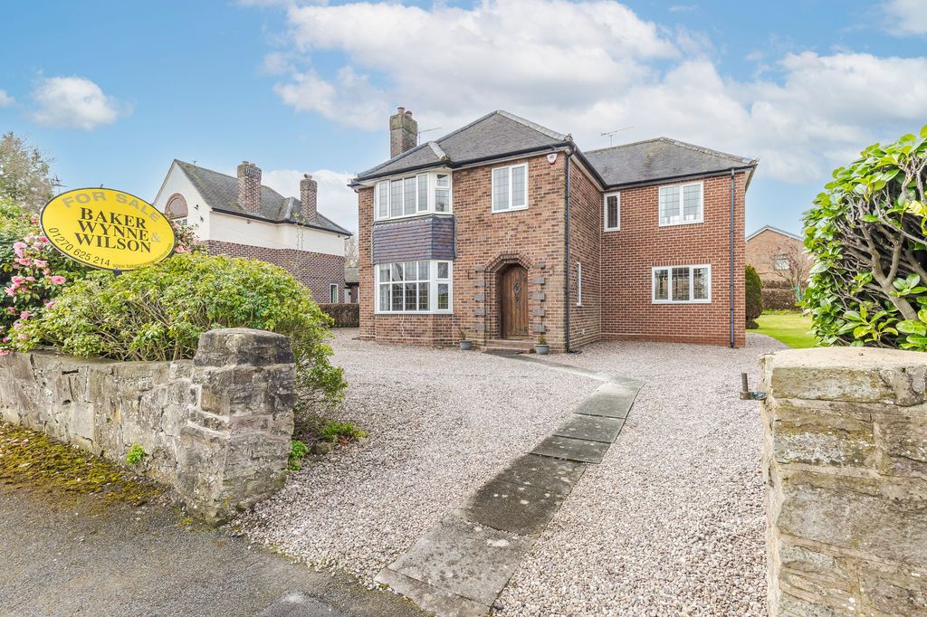 4 bed detached house for salePrincess Drive, Wistaston CW2