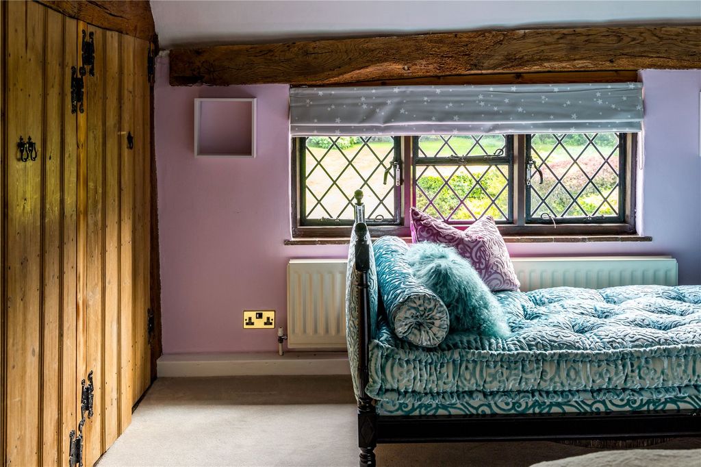 Additional image 33 of 6 bed detached house for saleAlfold Road, Cranleigh, Surrey GU6