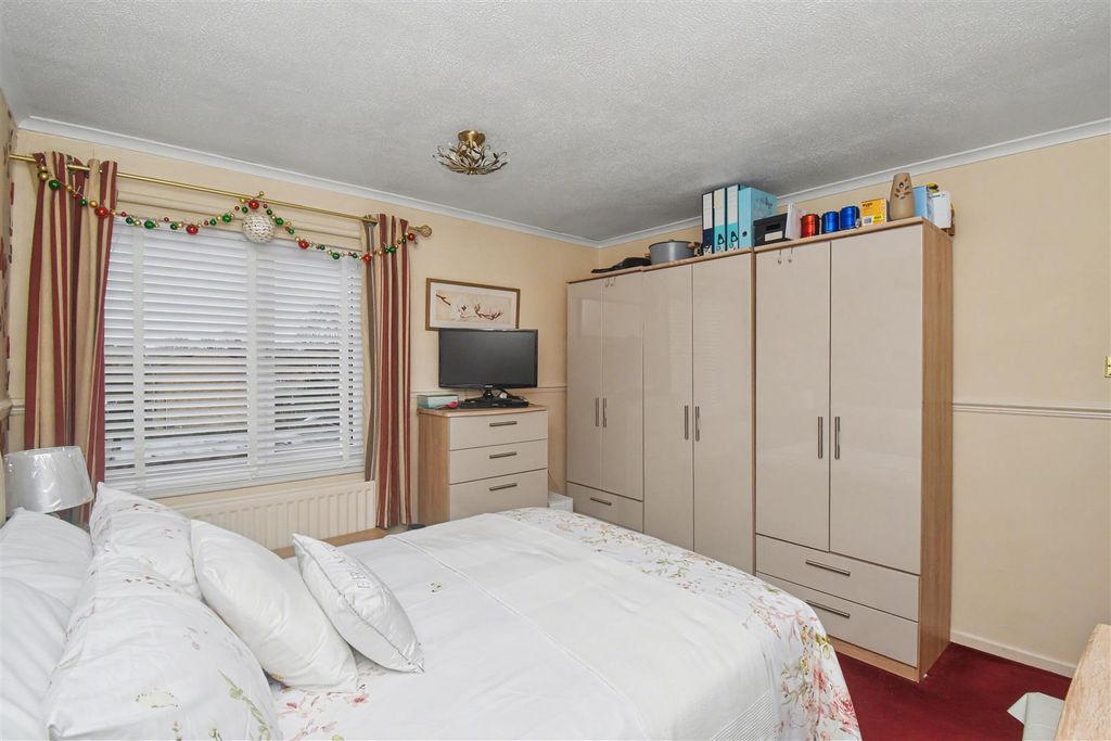 Additional image 12 of 3 bed flat for saleNN18, Epsom Walk, Corby