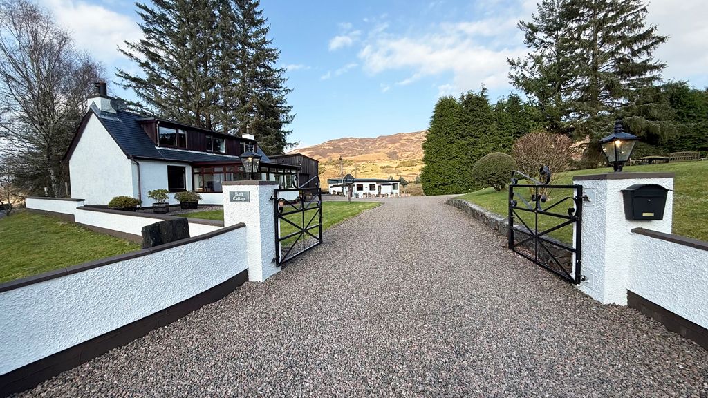 Additional image 2 of 3 bed detached house for saleRock Cottage, Stronaba, Spean Bridge PH34
