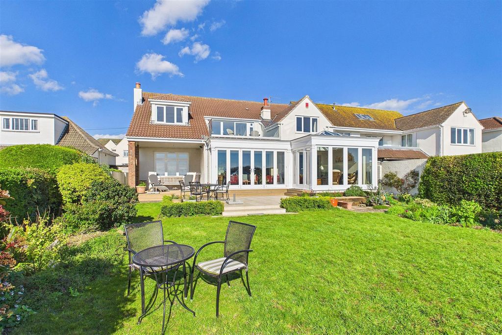 5 bed detached house for saleDial Hill Road, Clevedon BS21