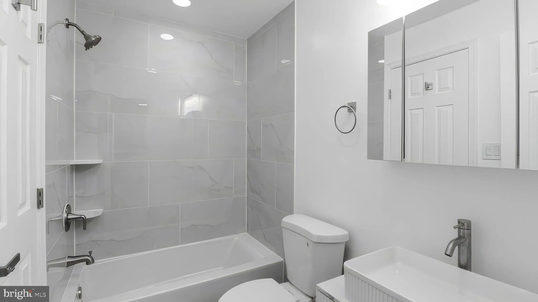 Additional image 41 of 1028 Kenyon Street NW, Washington, DC 20010
