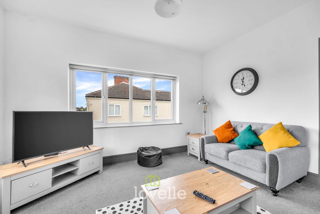 Additional image 22 of 4 bed end terrace house for saleThrunscoe Road, Cleethorpes DN35