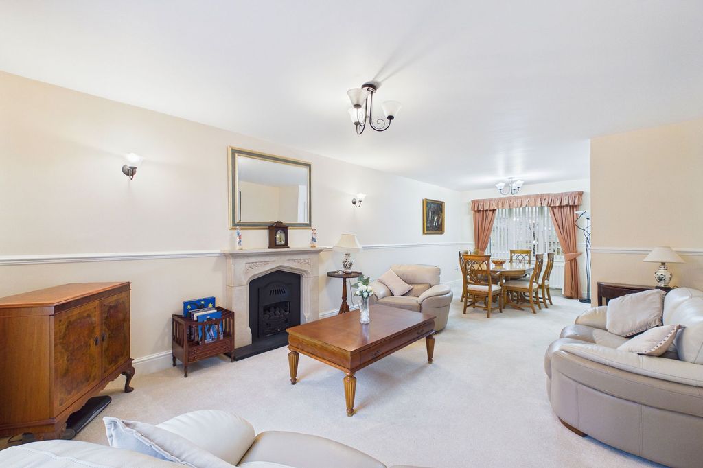 4 bed detached house for saleHowthorne Fields, Cleator CA23 photo 3
