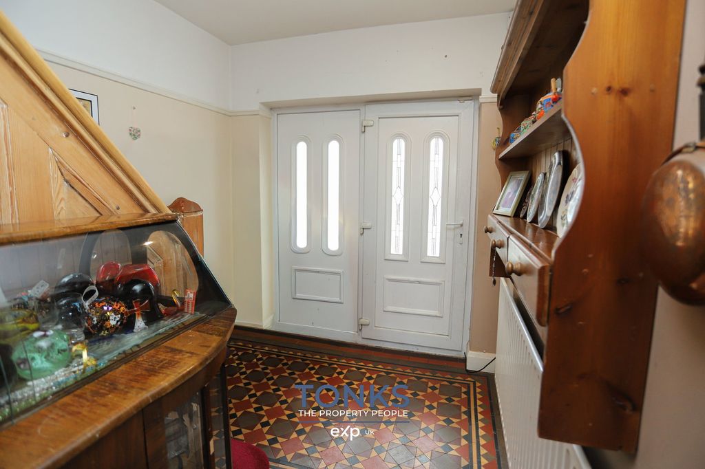 Additional image 3 of 4 bed detached house for saleHigh Haden Crescent, Cradley Heath B64