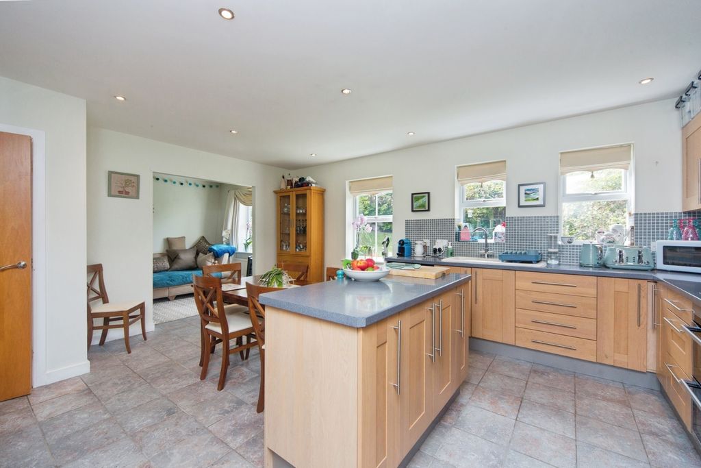 Additional image 7 of 5 bed detached house for saleLlanrwst Road, Upper Colwyn Bay, Colwyn Bay, Conwy LL28