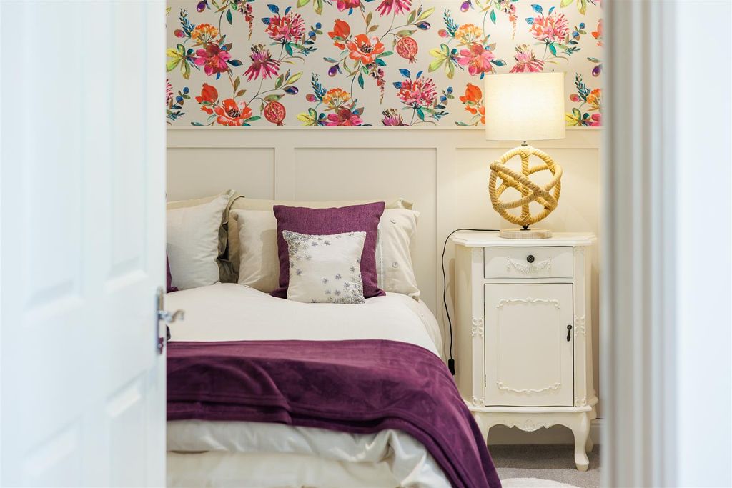 Additional image 17 of 3 bed flat for saleCowes, Isle Of Wight PO31