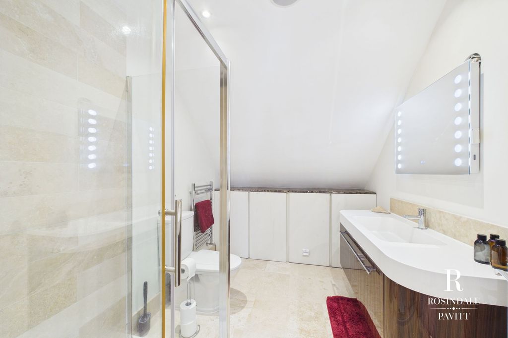 Additional image 40 of 5 bed detached house for saleHow Lane, Chipstead CR5