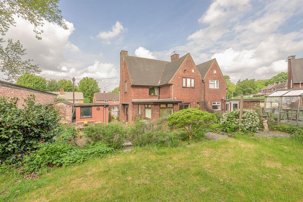 Additional image 10 of 3 bed semi-detached house for saleBarn Close, Cradley Heath B64