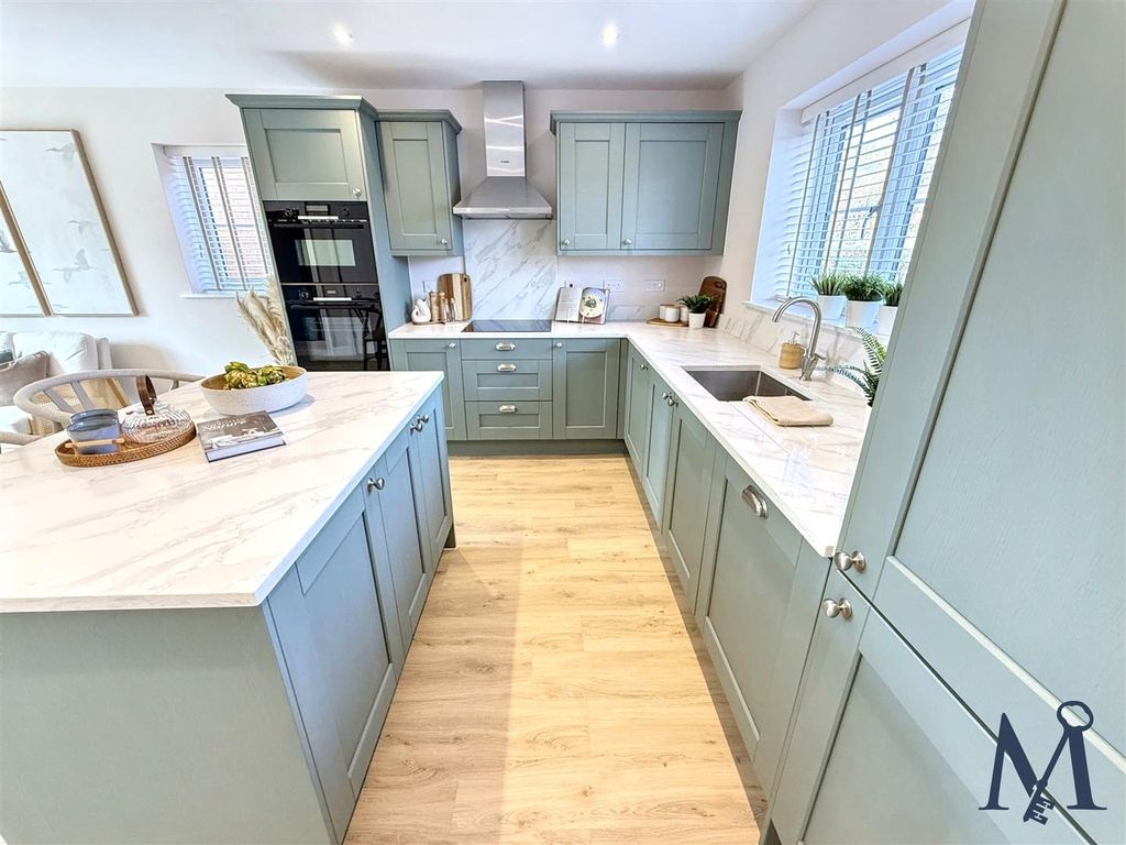 Additional image 5 of 4 bed detached house for saleGrange Meadows, Hugglescote, Coalville LE67