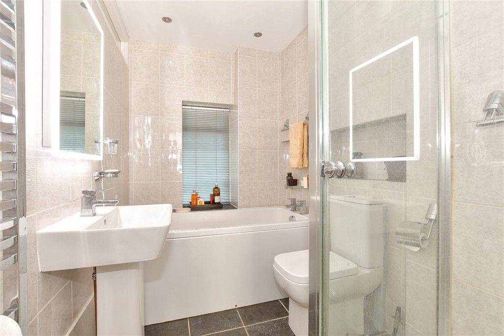 Additional image 12 of 4 bed detached house for saleNubia Close, Cowes, Isle Of Wight PO31