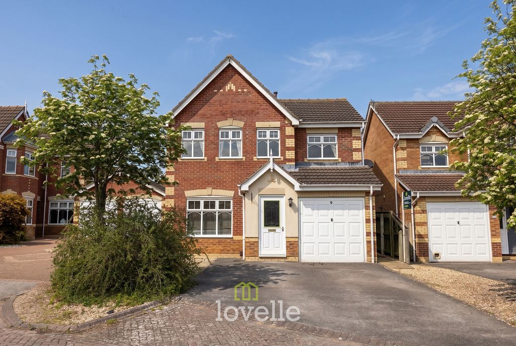 4 bed detached house for saleHampton Close, Cleethorpes DN35